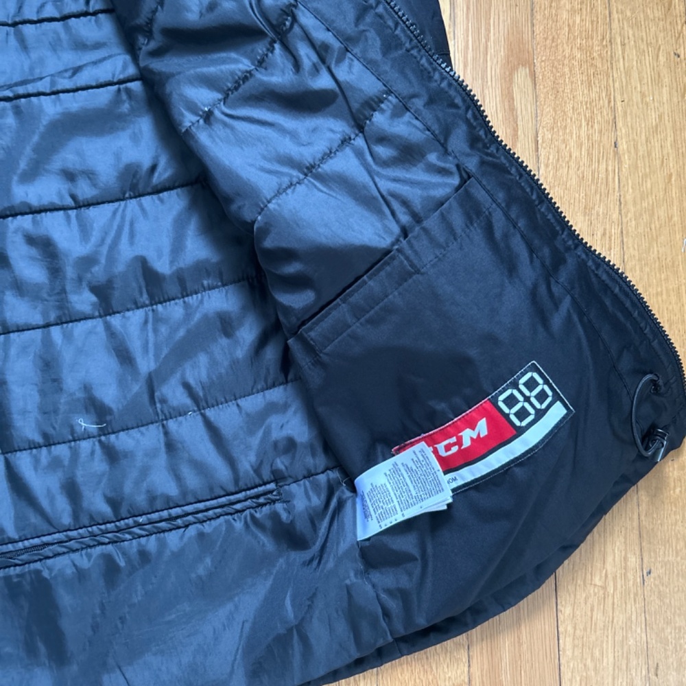 CCM Boys Black Quilted Hockey Jacket with Removable Hood - Picture 3 of 8